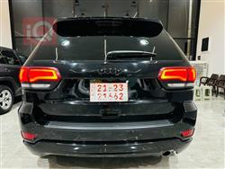 جیپ گراند شیرۆکی